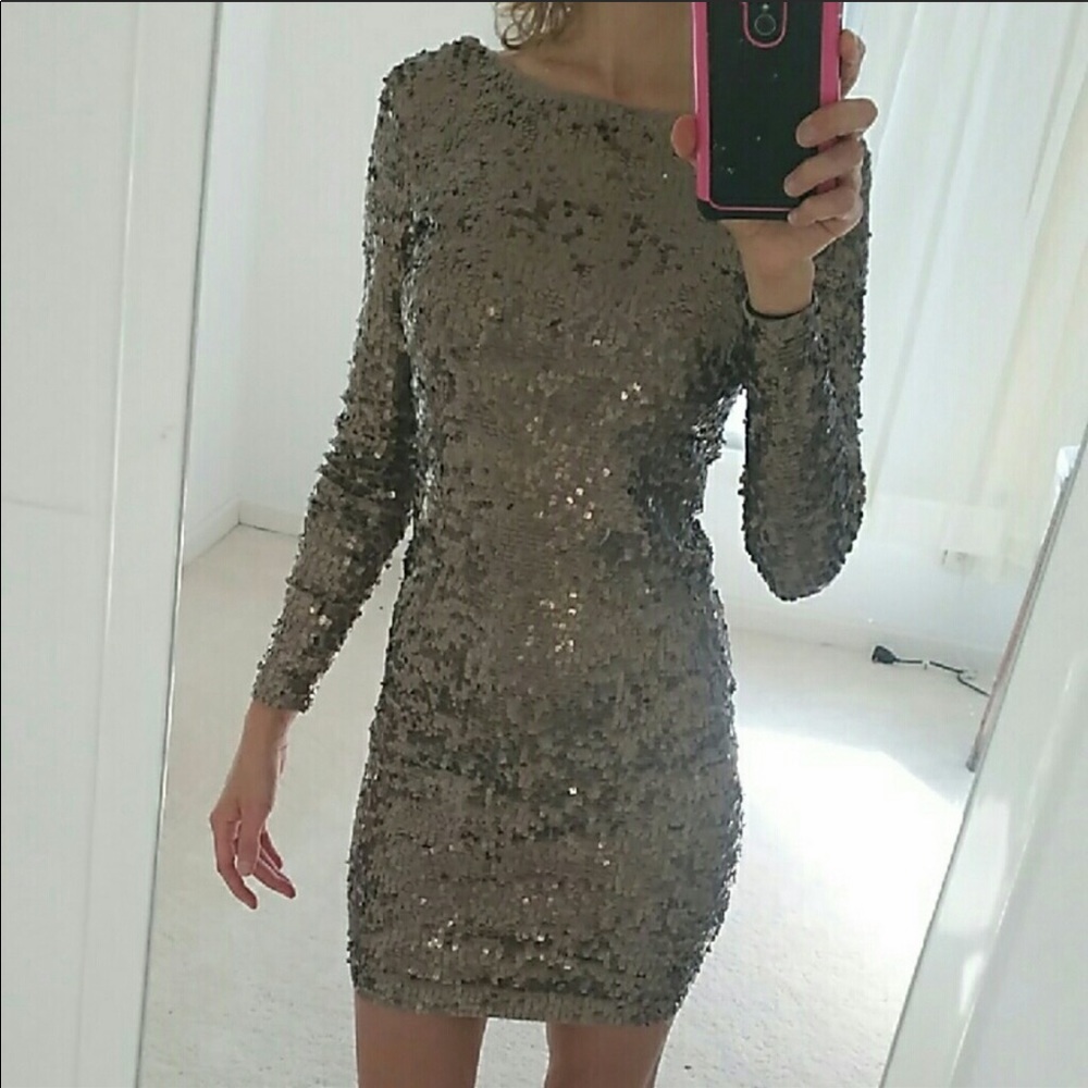 Moda Gold sequin dress